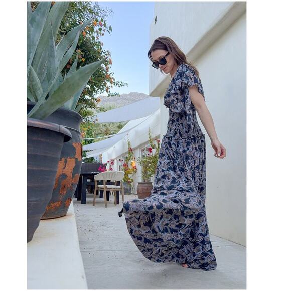 Cinq a Sept Kris Chiffon Dress in Raven Paisley Navy Blue Chiffon Smocked Maxi - Picture 14 of 15